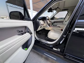 Land Rover Range Rover SE P530 2023 Model Year Black Color