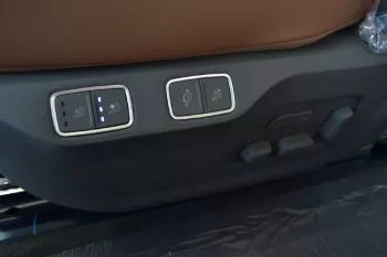 2022 MODEL HUYNDAI STARIA PREMIUM CEO 2.2 CRDI AWD AUTOMATIC