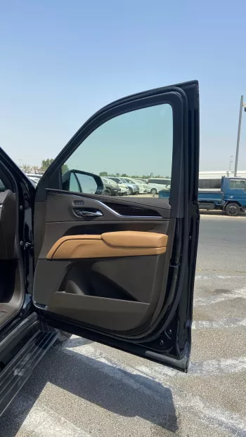 Cadillac Escalade 6.2L V8 2023 Model Year Black Color