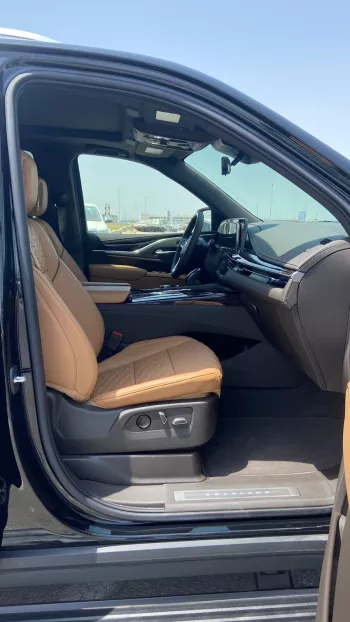Cadillac Escalade 6.2L V8 2023 Model Year Black Color