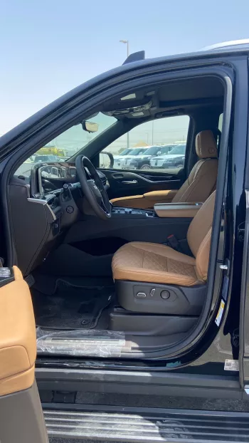Cadillac Escalade 6.2L V8 2023 Model Year Black Color