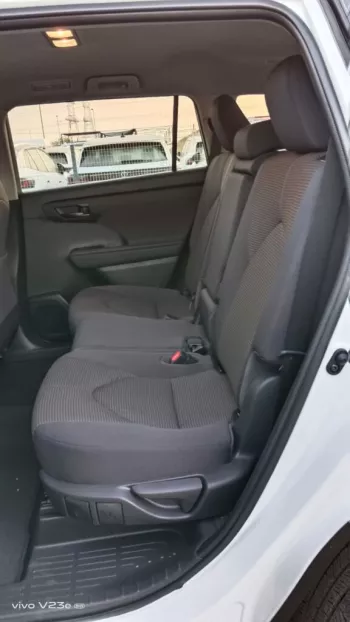 TOYOTA HIGHLANDER LE 3.5L PETROL 2022 MODEL
