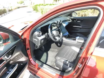 MERCEDES BENZE C260L 2023 MODEL YEAR RED COLOR EXTERIOR