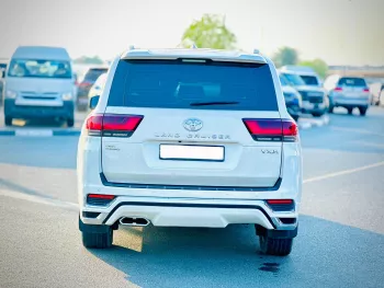 Toyota Land Cruiser 2022 Model Year VXR Full Option