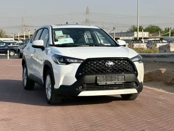 TOYOTA COROLLA CROSS 2024 2.0L WHITE COLOR EXTERIOR