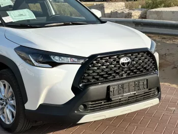 TOYOTA COROLLA CROSS 2024 2.0L WHITE COLOR EXTERIOR