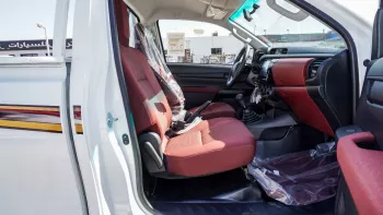 TOYOTA HILUX 2.7L PETROL SINGLE CAB 2025 MODEL YEAR WHITE COLOR