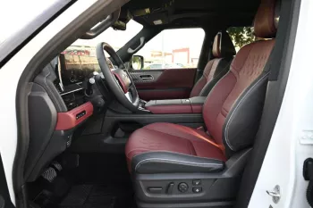 Infiniti QX80 Autograph 2025 Model Year V6 3.5L White Color Exterior