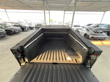 Tesla Cybertruck 2025 Model Year Foundation Series