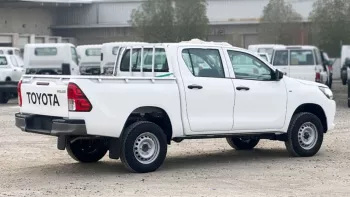 Toyota Hilux D 2025 Model Year DC 4WD 2.4L MT White Color Exterior