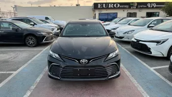 Toyota Camry Q 2.5 Gasoline Engine Full Options 2023 Model Year Black Color