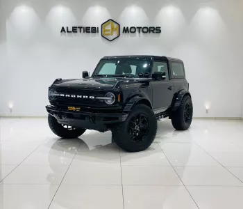 Ford Bronco 2021 Model Year GCC Specs Black Color Exterior