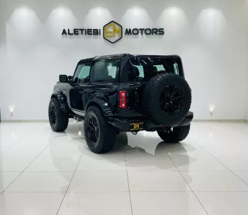 Ford Bronco 2021 Model Year GCC Specs Black Color Exterior