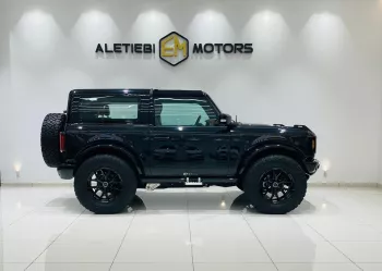Ford Bronco 2021 Model Year GCC Specs Black Color Exterior