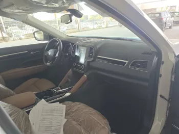 RENAULT KOLEOS LE 2025 MODEL YEAR 2.5L WHITE COLOR EXTERIOR