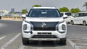Mitsubishi Outlander High Line 2.5L 2025 Model Year White Color Exterior