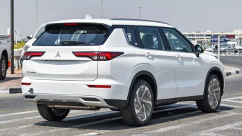 Mitsubishi Outlander High Line 2.5L 2025 Model Year White Color Exterior