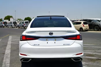 LEXUS ES350 SIGNET 2025 MODEL YEAR 3.5L WHITE COLOR EXTERIOR