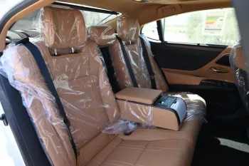 LEXUS ES350 SIGNET 2025 MODEL YEAR 3.5L WHITE COLOR EXTERIOR