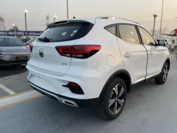 MG ZS 1.5 LUXURY 2025 MODEL YEAR WHITE COLOR EXTERIOR