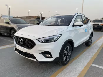 MG ZS 1.5 LUXURY 2025 MODEL YEAR WHITE COLOR EXTERIOR