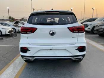 MG ZS 1.5 LUXURY 2025 MODEL YEAR WHITE COLOR EXTERIOR