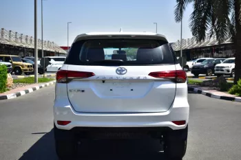 TOYOTA FORTUNER EXR+ 2025 MODEL YEAR 2.7L PETROL WHITE COLOR EXTERIOR