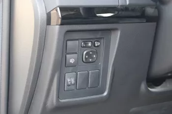 TOYOTA PRADO 2023 MODEL YEAR 2.7L PETROL WHITE COLOR EXTERIOR