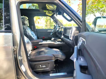 Jetour T2 Pro Plus 2025 Model Year Silver Color Exterior with Warranty