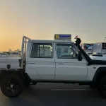 Toyota Land Cruiser LC 79 Pick up 2025 Model Year RHD Diesel Automatic White Color - Thumbnail 3