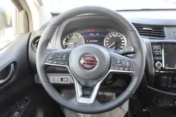 NISSAN NAVARA PRO 4X 2025 MODEL YEAR 2.5L DIESEL DOUBLE CAB WHITE COLOR