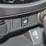 NISSAN NAVARA PRO 4X 2025 MODEL YEAR 2.5L DIESEL DOUBLE CAB WHITE COLOR - Thumbnail 12