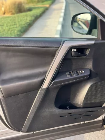 Toyota RAV4 LE 2.4L Hybrid 2018 Model Year Silver Color Exterior