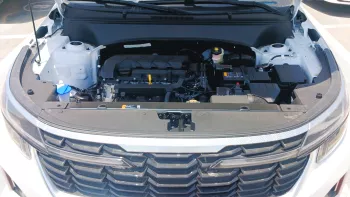 Kia Seltos 1.5L Petrol 2025 Model Year White Color Exterior