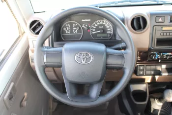 TOYOTA LAND CRUISER 78 2025 MODEL YEAR 2.8L DIESEL GRADE E WHITE COLOR