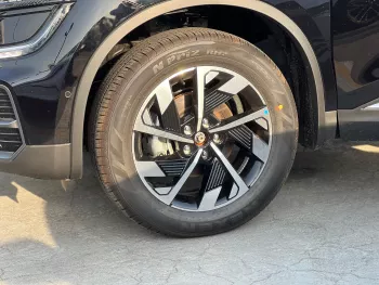 Renault Koleos 2025 Model Year 2.5L Petrol Black Color Exterior
