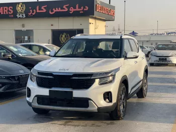 Kia Seltos 2025 Model Year White Color Exterior