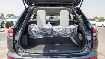 Mitsubishi Outlander Mid-Line 2.5L Petrol 2025 Model Year Gray Color