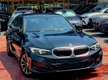 BMW 318i 2.0L 2025 Model Year Black Color Exterior