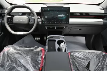 Jetour Dashing 1.6L FWD 2025 Model Year Red Color Exterior