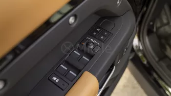 LAND-ROVER DEFENDER 110 X-DYNAMIC SE 2025 MODEL YEAR BLACK COLOR