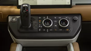 LAND-ROVER DEFENDER 110 X-DYNAMIC SE 2025 MODEL YEAR BLACK COLOR
