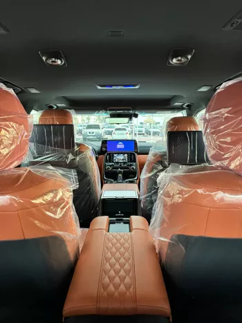 LEXUS LX600 VIP 2025 MODEL YEAR 3.5L FULL OPTION BLACK COLOR EXTERIOR