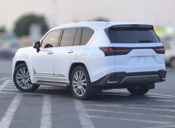 لكزس LX 600 VIP 3.5L توين تيربو جديدة 2025 أبيض 
