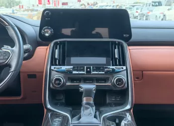 لكزس LX 600 VIP 3.5L توين تيربو جديدة 2025 أبيض 