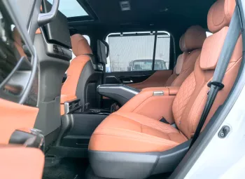 لكزس LX 600 VIP 3.5L توين تيربو جديدة 2025 أبيض 