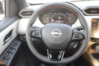 NISSAN MAGNITE 2025 MODEL YEAR 1.0L TURBO FULL OPTION ORANGE COLOR