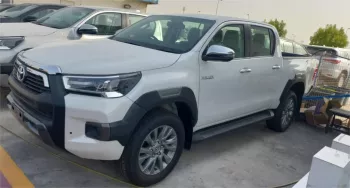 Toyota Hilux 2025 Model Year 2.8L Diesel Black Color Exterior