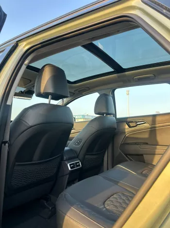 Kia Sportage 2.0L FWD 2025 Model Year Gray Color Exterior