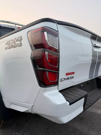 Isuzu D-Max GT 3.0L Crew Cab 4WD 2025 Model Year White Color